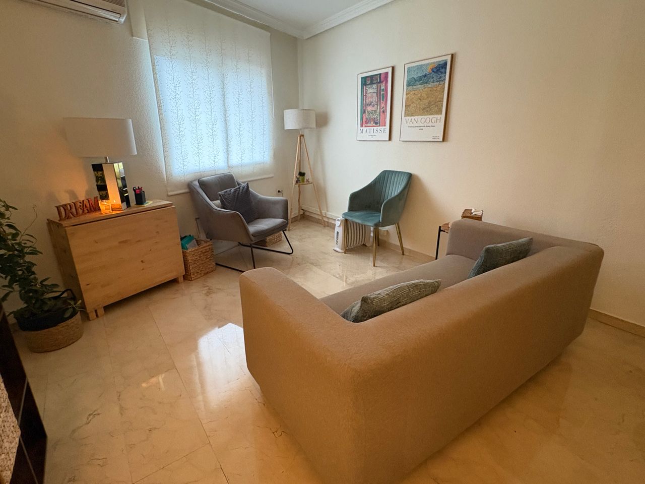 Alejandra Mckelligan Flores-3