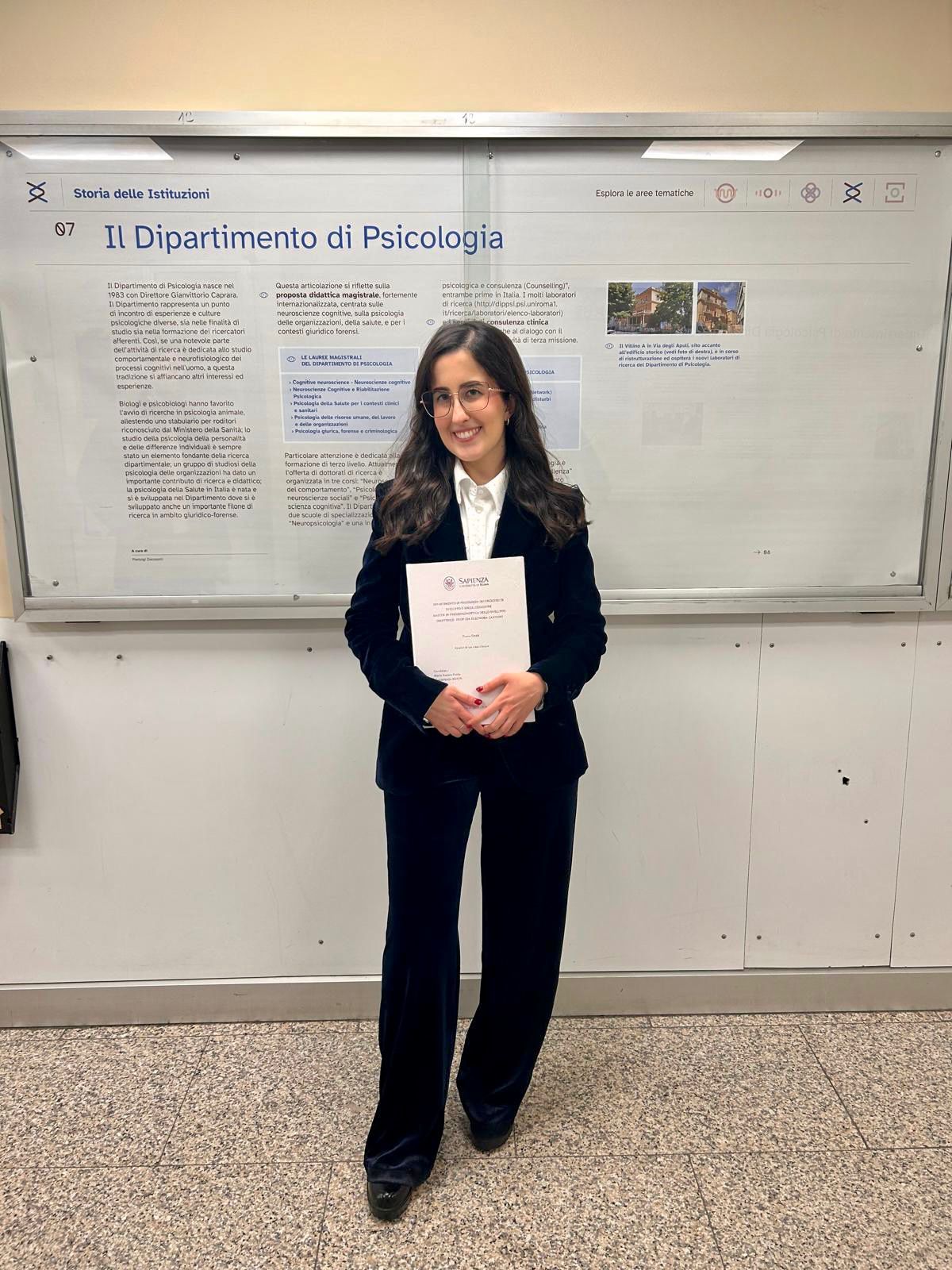 Maria Aurora Farris-5