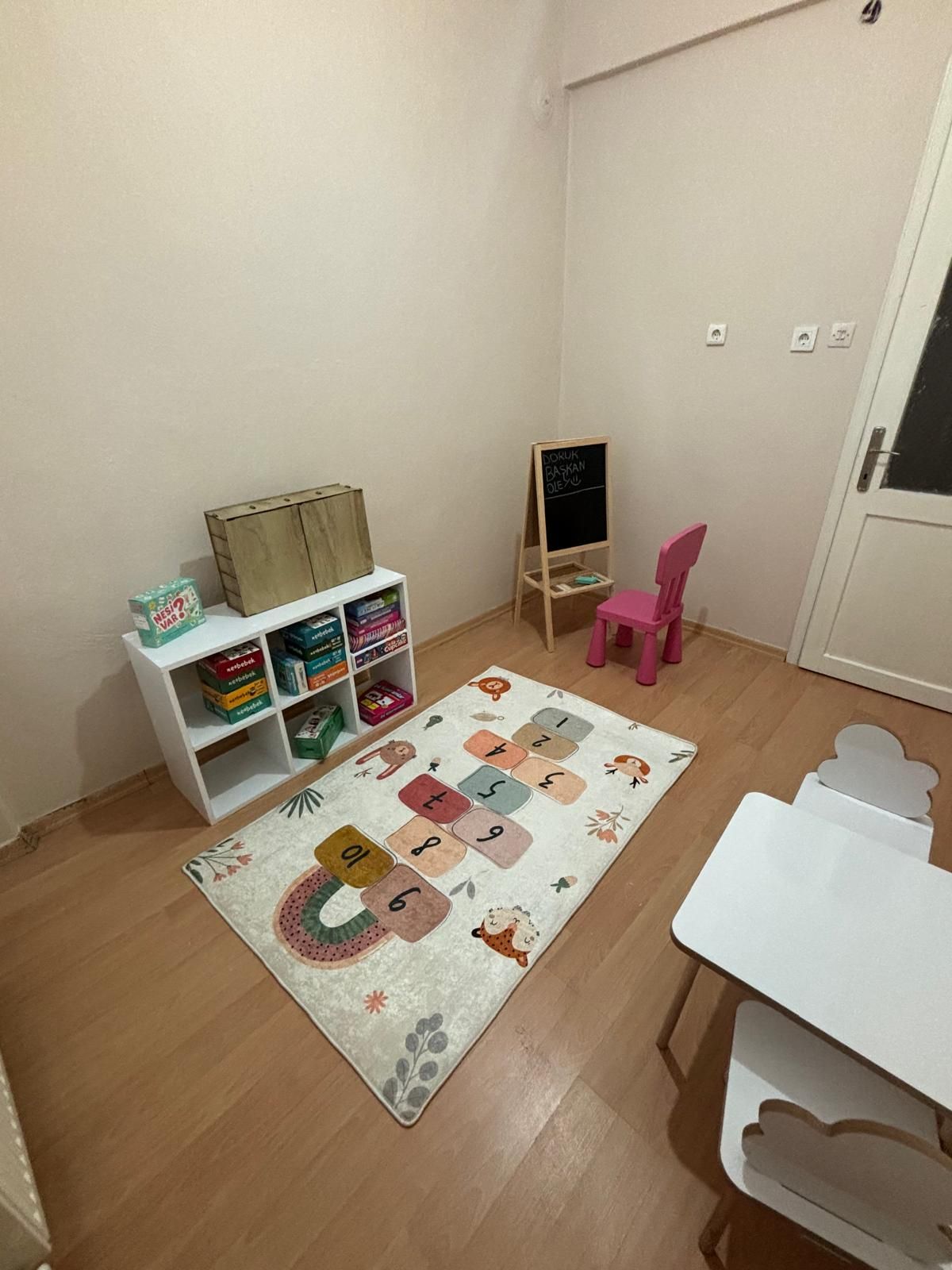 Büşra Çalışkan-1