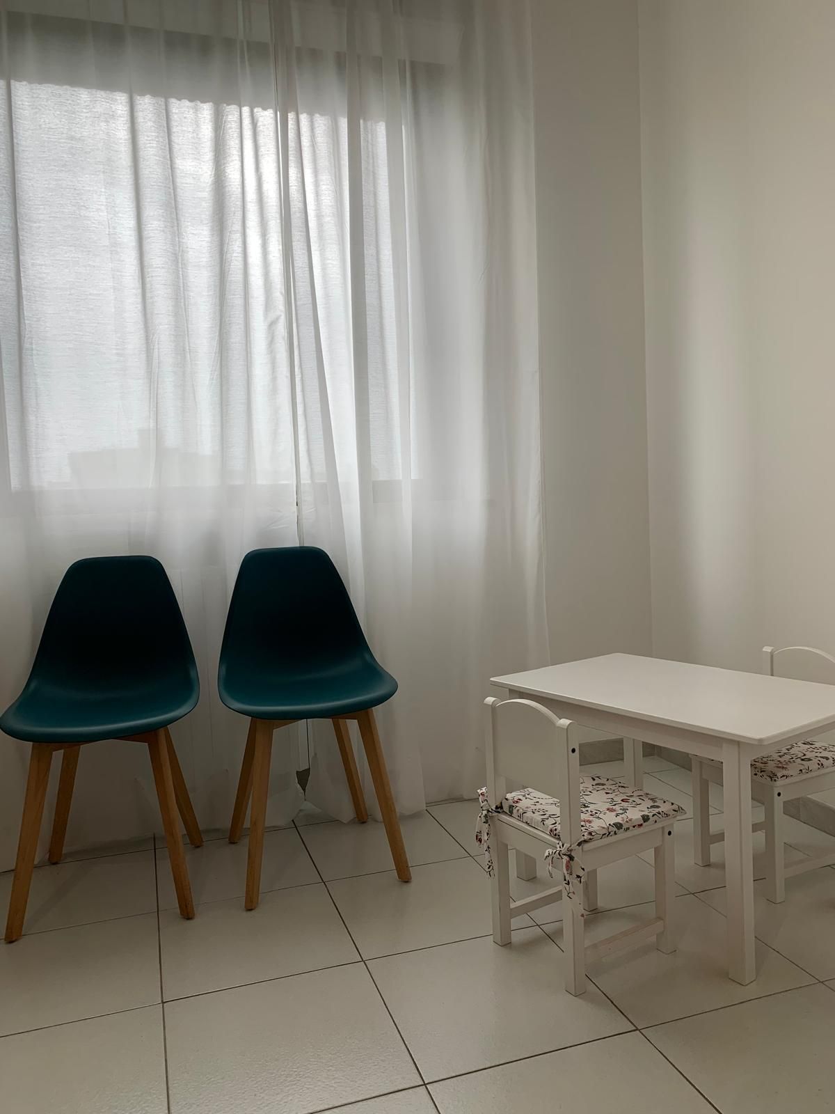 Donna Almares Palmirotta-3