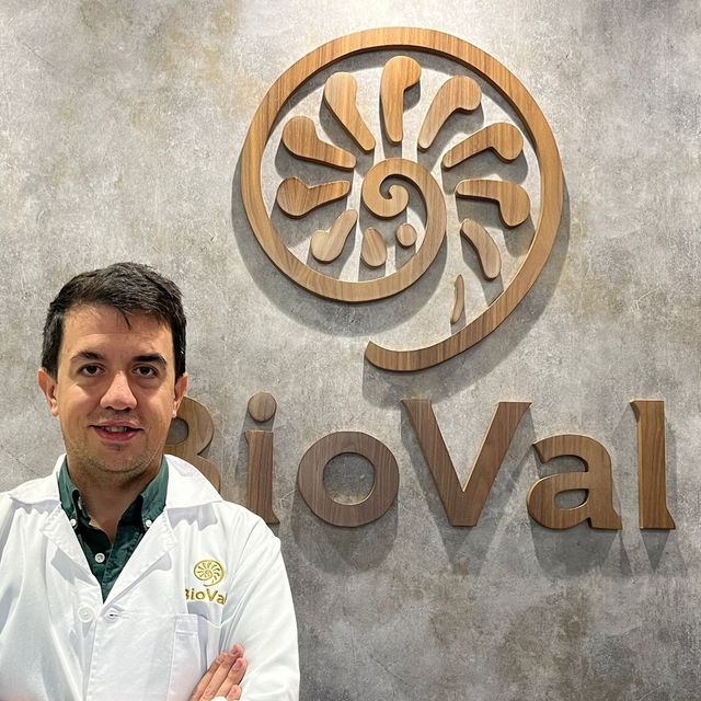 Daniel Poveda Jimenez-0