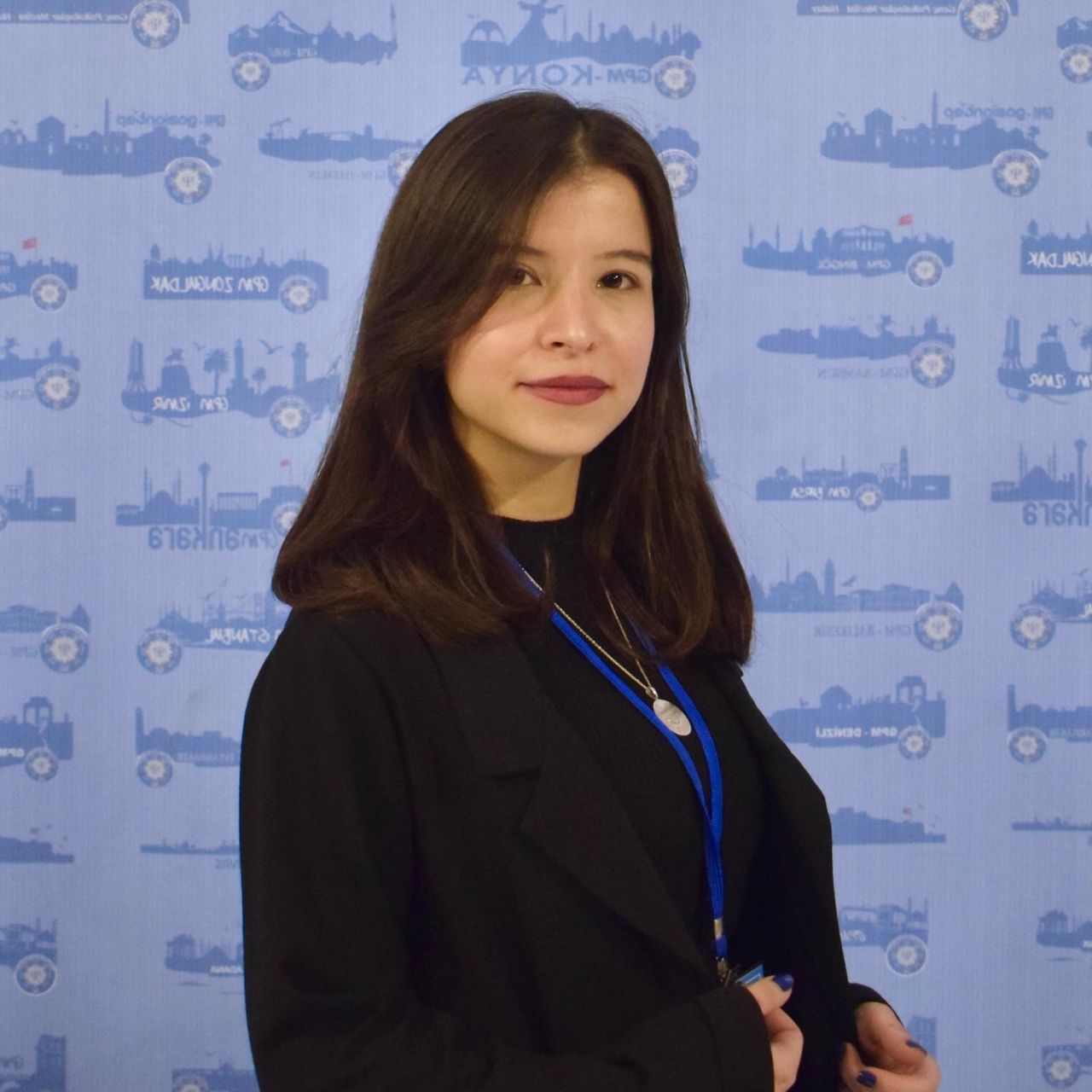 Neslişah Sarılı-7