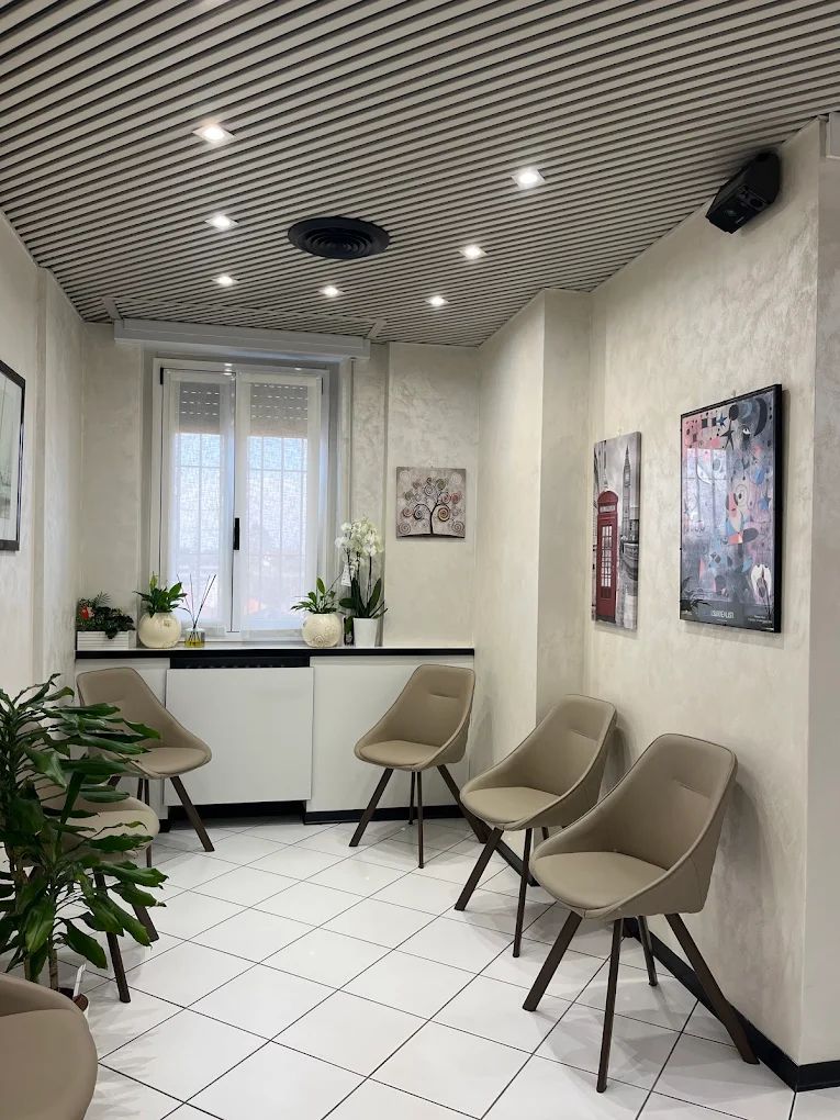 Odontoiatria Sempione 3-2