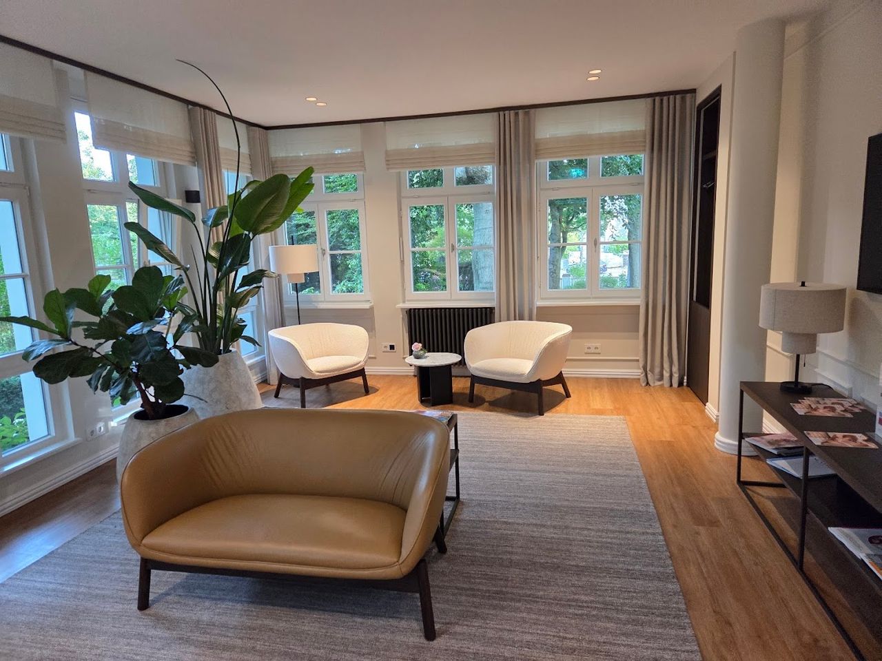 Roman Rahimi-Nedjat-4