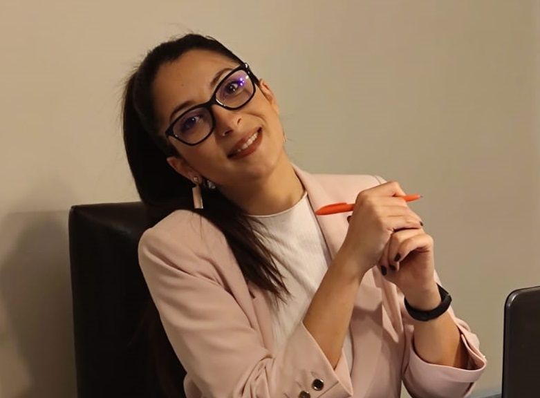 Dicle Tacirlioğlu-1