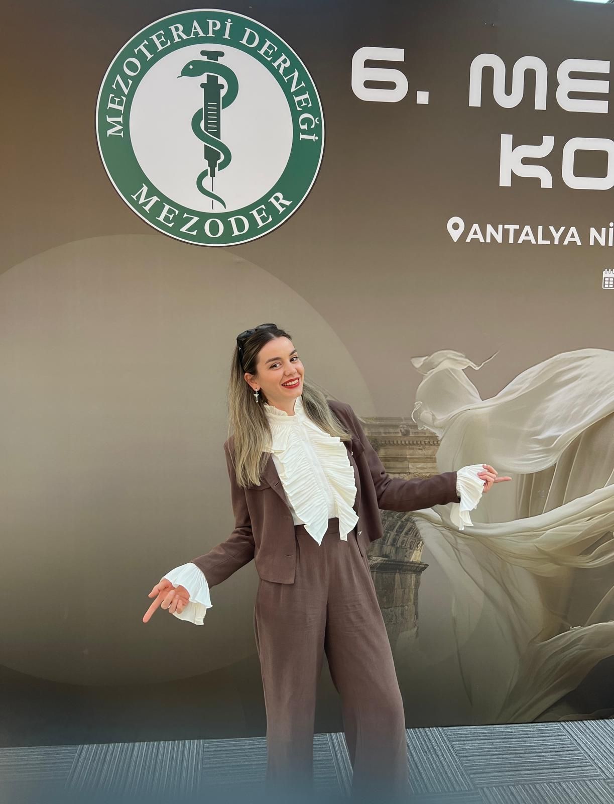 Birgül Topçuoğlu-3