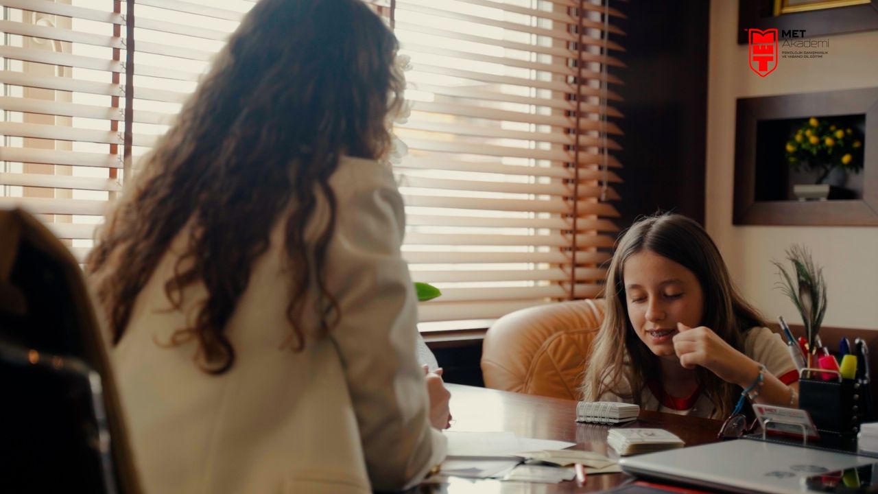 Tuğba Özsarıkaya-14