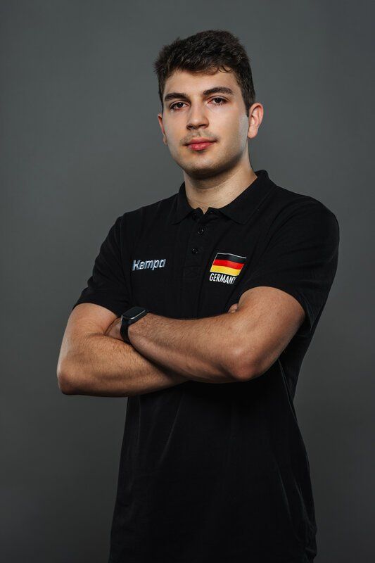 Dominik Izydor-1