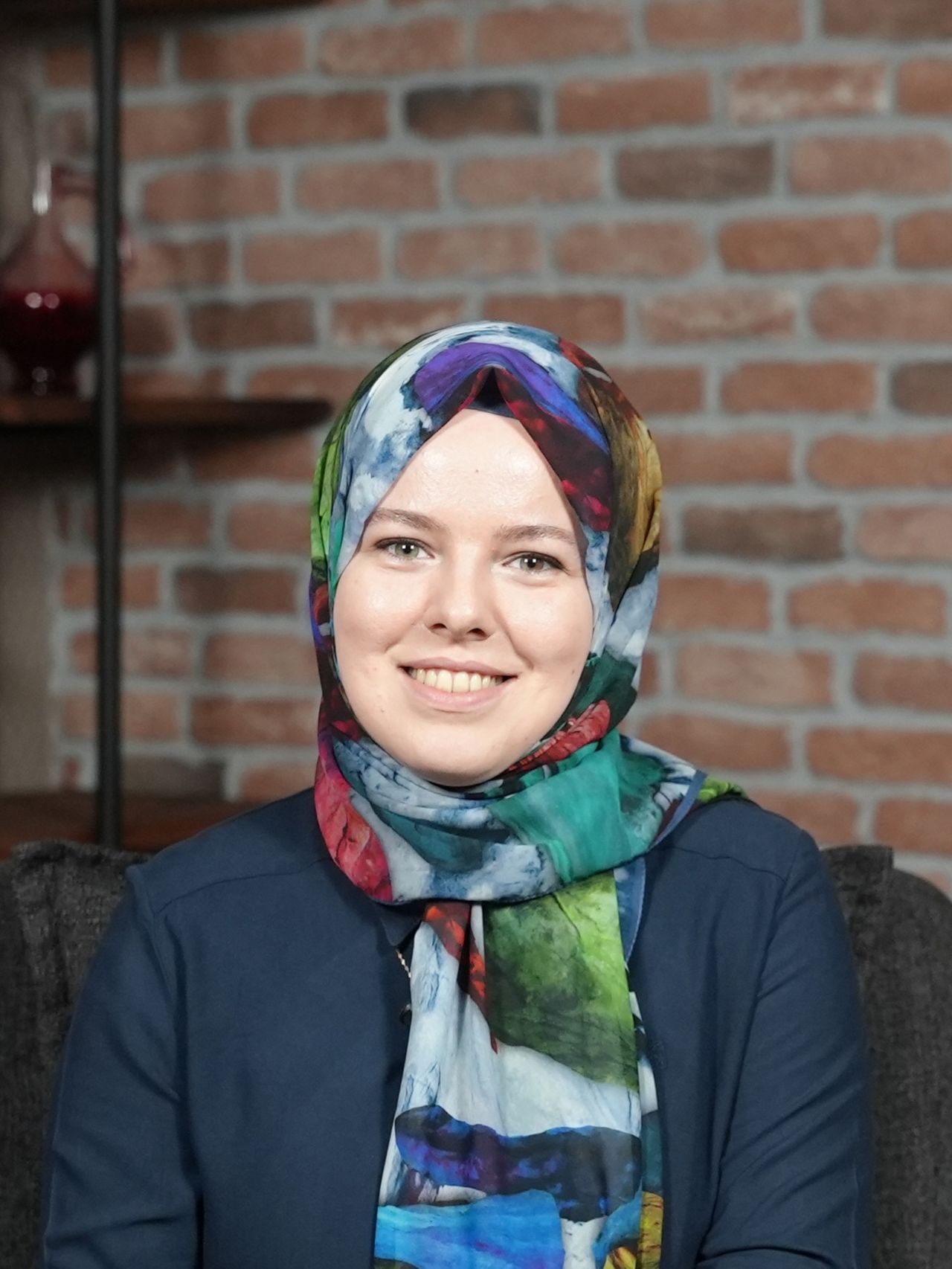 Refia Tezer Çakmak-0