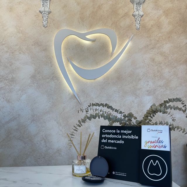 Clínica Dental Carlos IIIAguadulce - 