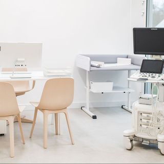 Gabinety Kasztelańska 55