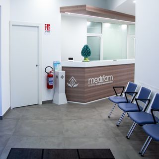 MEDI. FAM CENTRO CLINICO DIAGNOSTICO