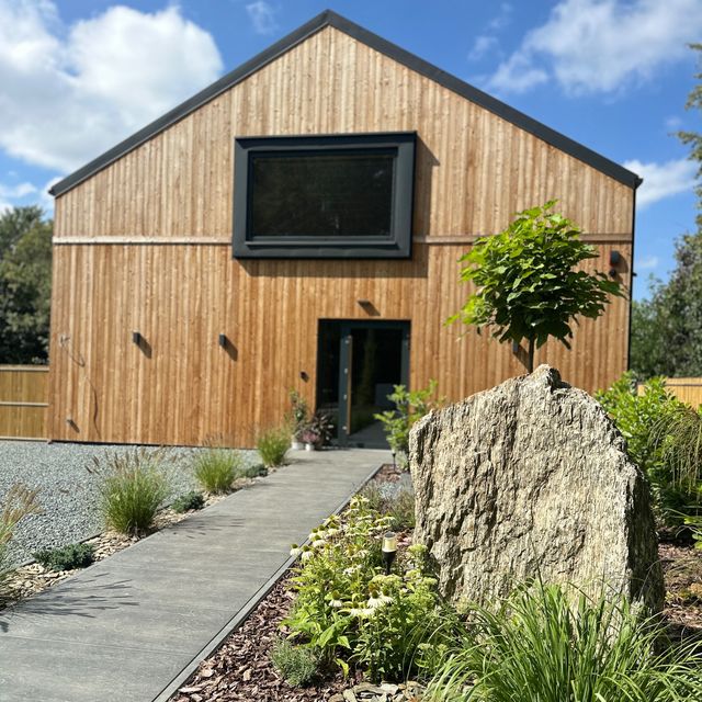 PSZCZELNA ODNOWA Piotr CywińskiŁódź - Klinika