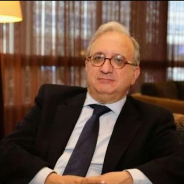 DR. CORSINO FERNÁNDEZ VILAPontevedra - 