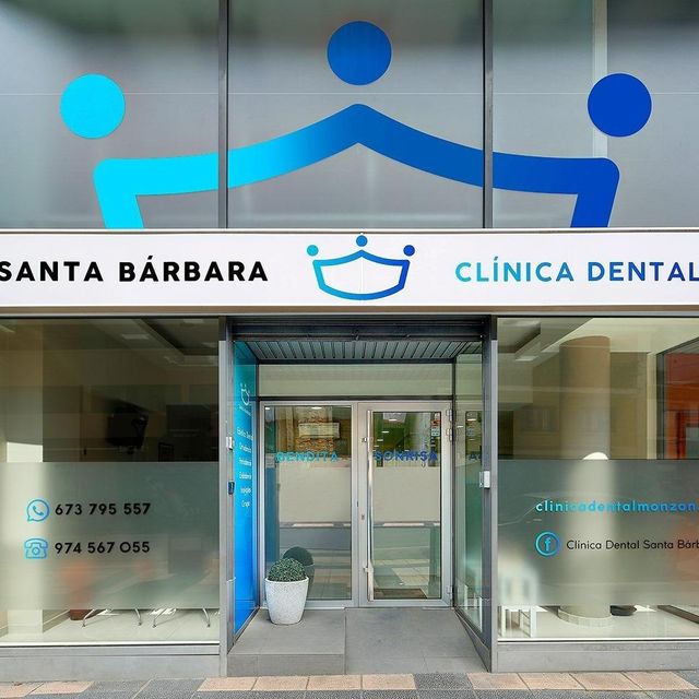 Clínica Dental Santa BárbaraMonzón - 