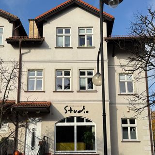 Smile Bonding Studio