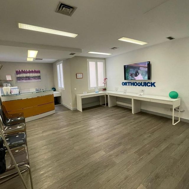 Clínica Dental OrthoQuickMadrid - 
