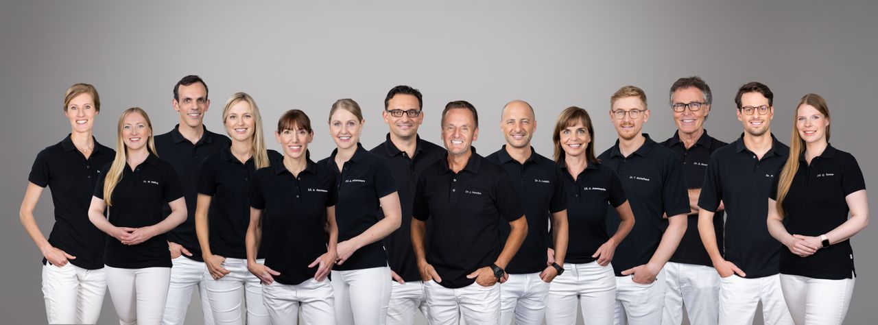 Centrum für Zahnmedizin Bergisch Gladbach   -0